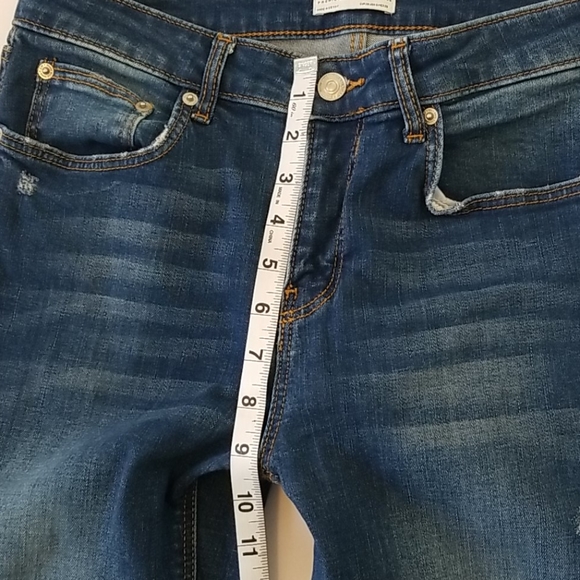 Zara Woman Distressed Skinny Jeans SZ 6 - Picture 5 of 13